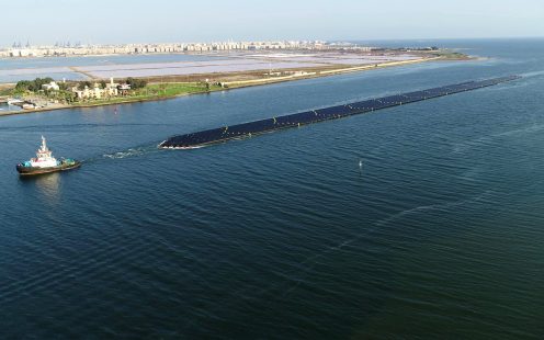Pipelife liela diametra HDPE plastmasas cauruļvadu transports pa jūru